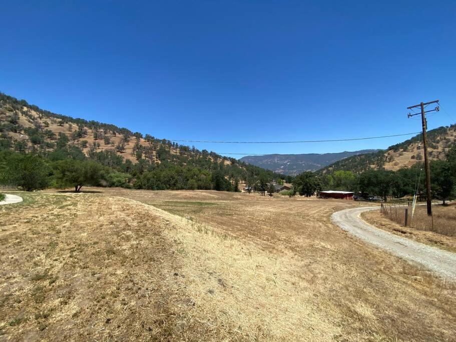 Waxberry Getaway Sequoia/Kings Canyon National Pks Скуо Вали Екстериор снимка